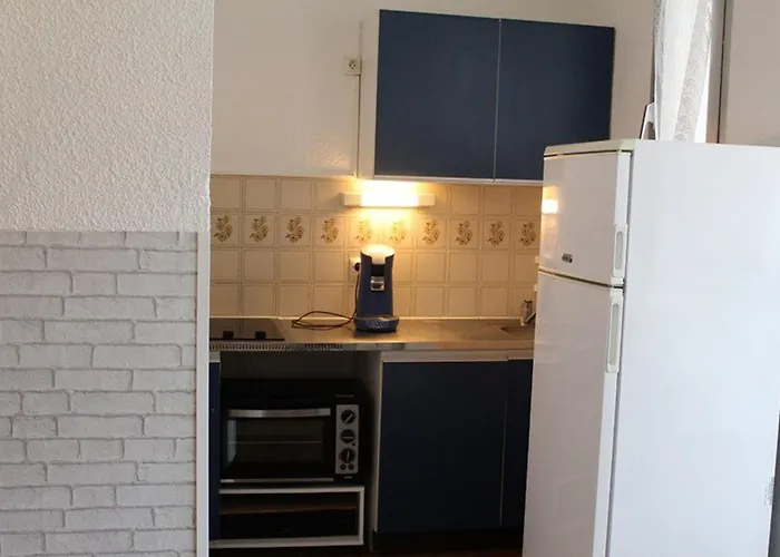 2 Pieces Avec Grande Terrasse Et Parking - Proche Mer, Calme, 4 Couchages - Fr-1-326-653 Le Castellas